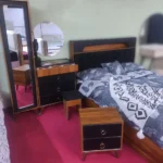 سرویس خواب یک و دو نفره شامل تخت، پاتختی، دراور و میز آرایش